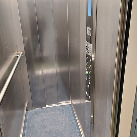 Osobní výtahy - provedení nerez.